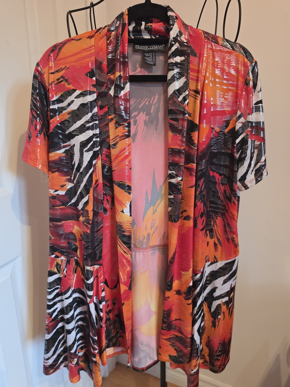 NWOT Shiny Abstract Long Open Cardigan